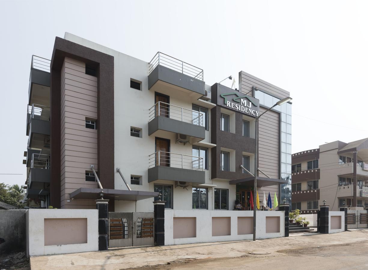 Hotel M J Residency Puri Exterior photo